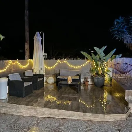 Semesterbostad Casa Con Piscina Uso Privado Cunit